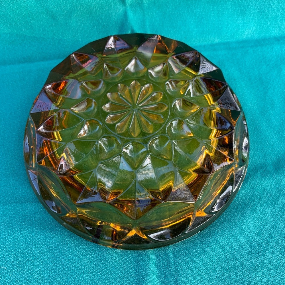 Vintage Anchor Hocking 6" Ashtray Amber Glass Fairfield Starburst MCM Retro 70's - Picture 3 of 3